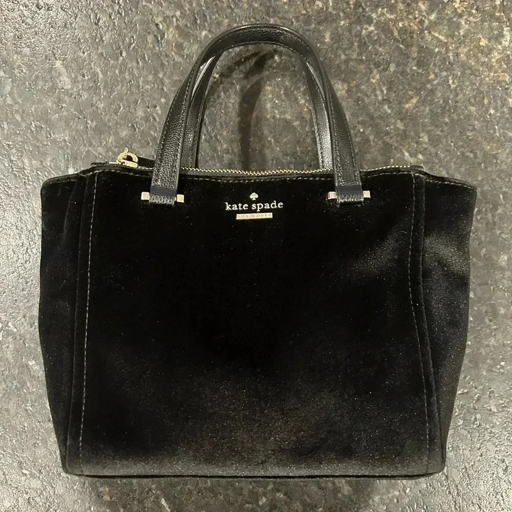 Kate Spade New York Dawn Place Velvet Mini Kona Black Velvet